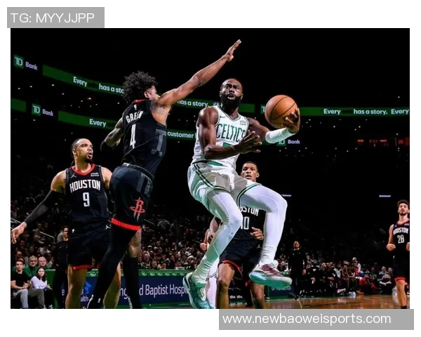 火箭队进攻火力全开但防守漏洞频现能否实现双赢局面 火箭队进攻火力全开但防守漏洞频现能否实现双赢局面