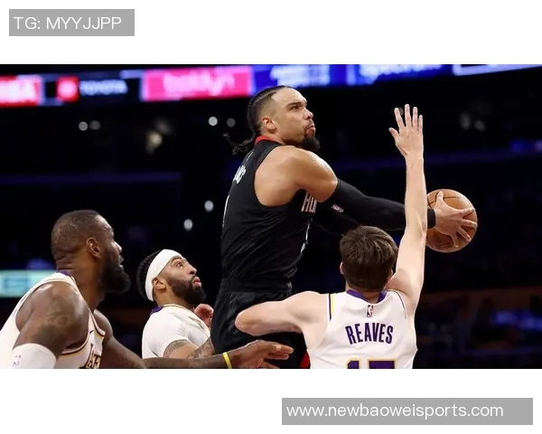 球星表现差异明显狄龙首节高效投篮KD后三节状态回暖